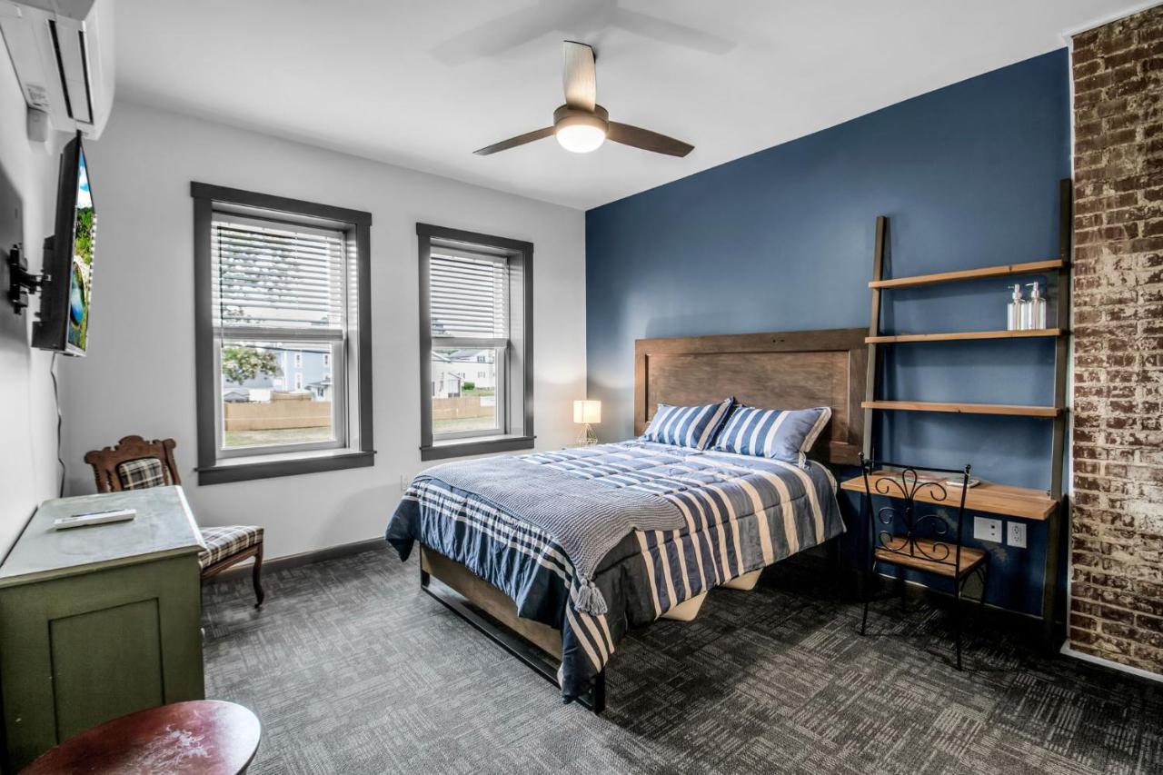 Webber Hotel Lyndonville Buitenkant foto